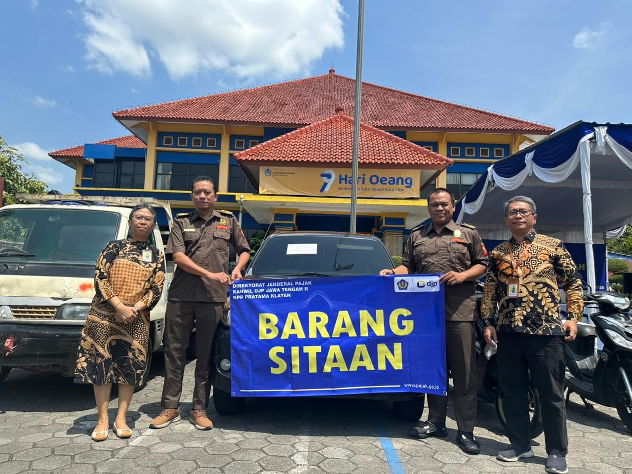 Central Java II Tax Office Seizes Defaulters' Assets Worth 3.2